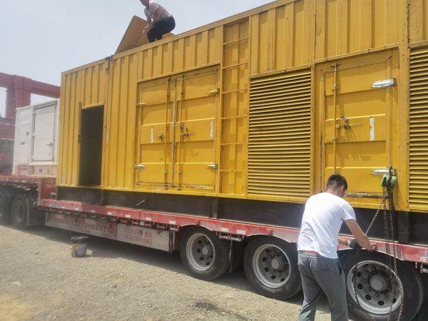 隆德发电机出租100KW发电机需要什么规格的电缆线？