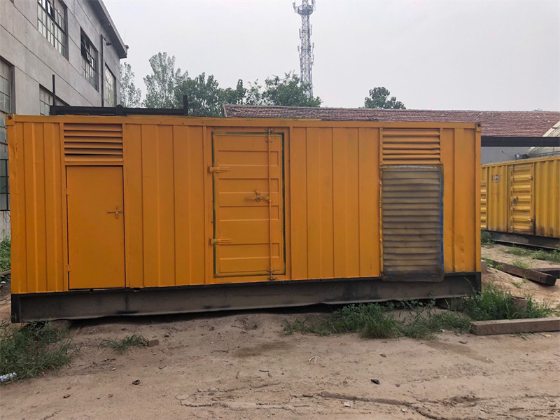 隆德柴油发电机如何判断新机油是否已经完全充满机油滤清器？