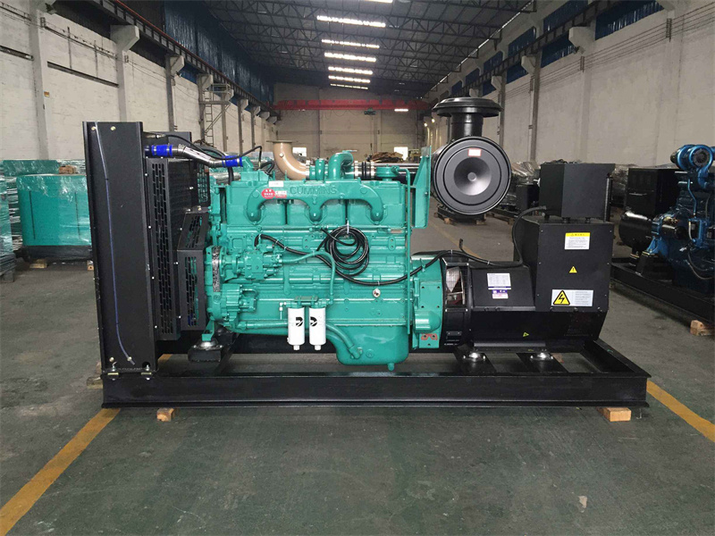 隆德柴油发电机用什么控制系统好一些？