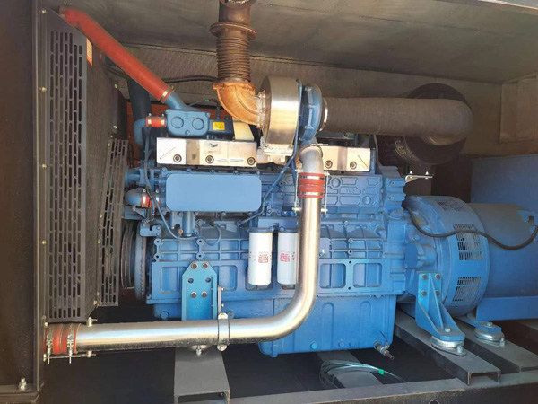 隆德柴油发电机组一般有几种电压输出？